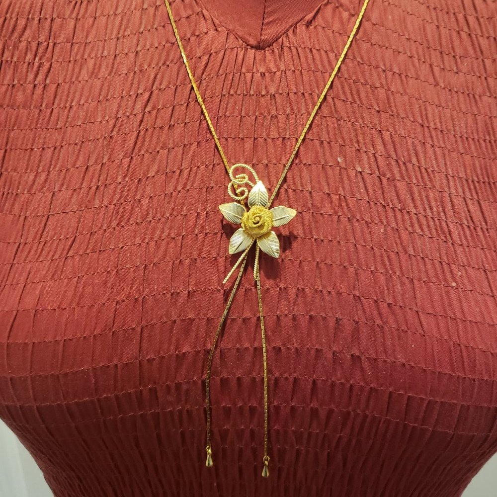 Rose Lariat Necklace